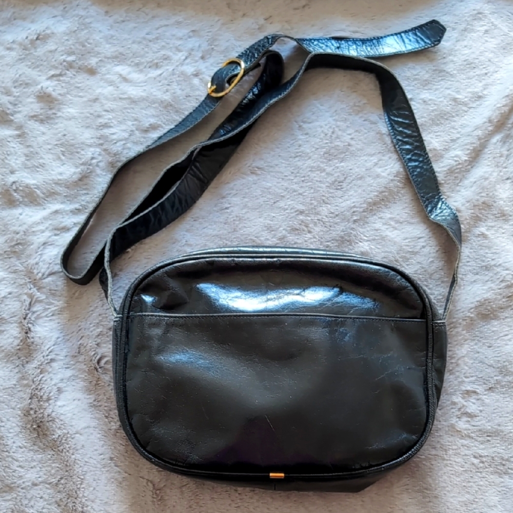 VINTAGE LEATHER SHOULDER BAG